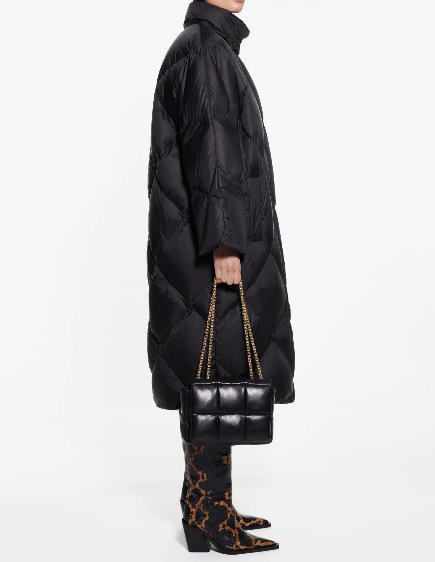 Anissa Coat in Black