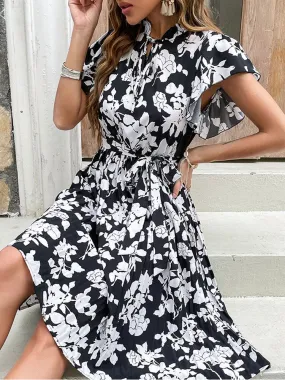 Marilyn Vintage Floral Print Pleated Midi Dress